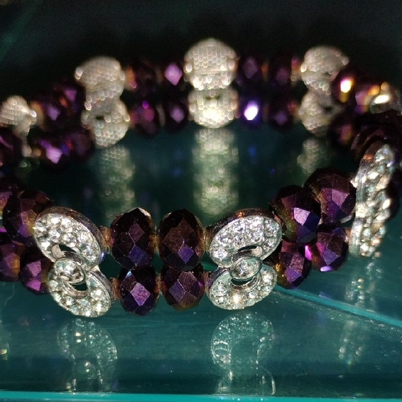 Elegant Purple and Silver Bracelet - Picture 1 of 4